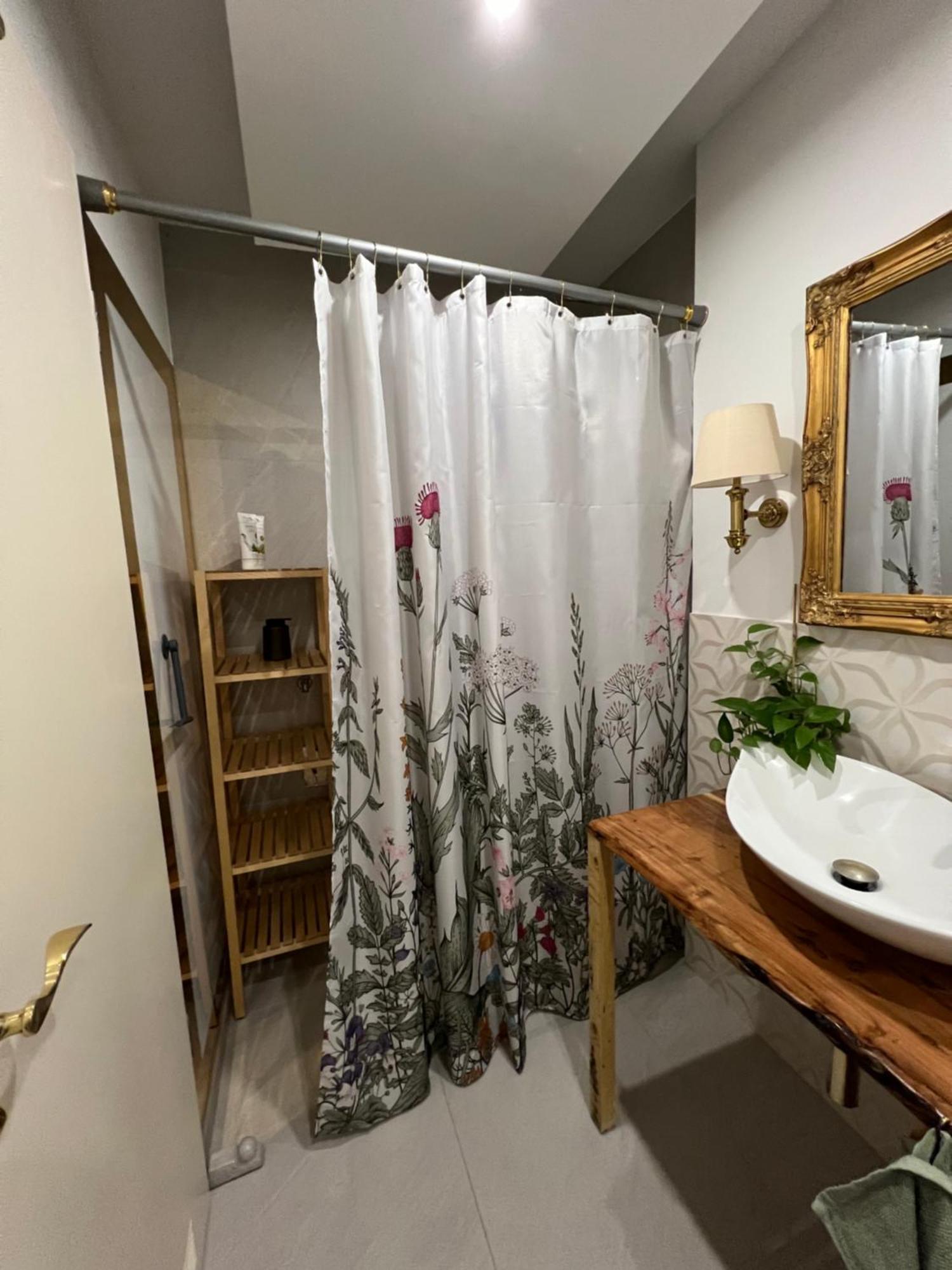 Privatunterkunft Kleiner Balkon In Muenchen West Exteriér fotografie